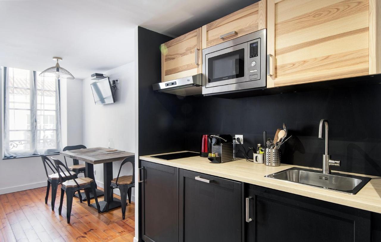 Loc'Ouest 17 Appartement La Rochelle  Buitenkant foto